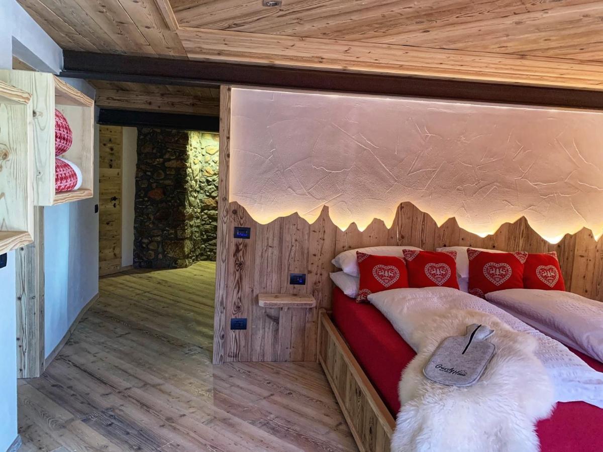 Bed and Breakfast Grizzly Haus & Frosch Restaurant - Teritoria Varena Exterior foto