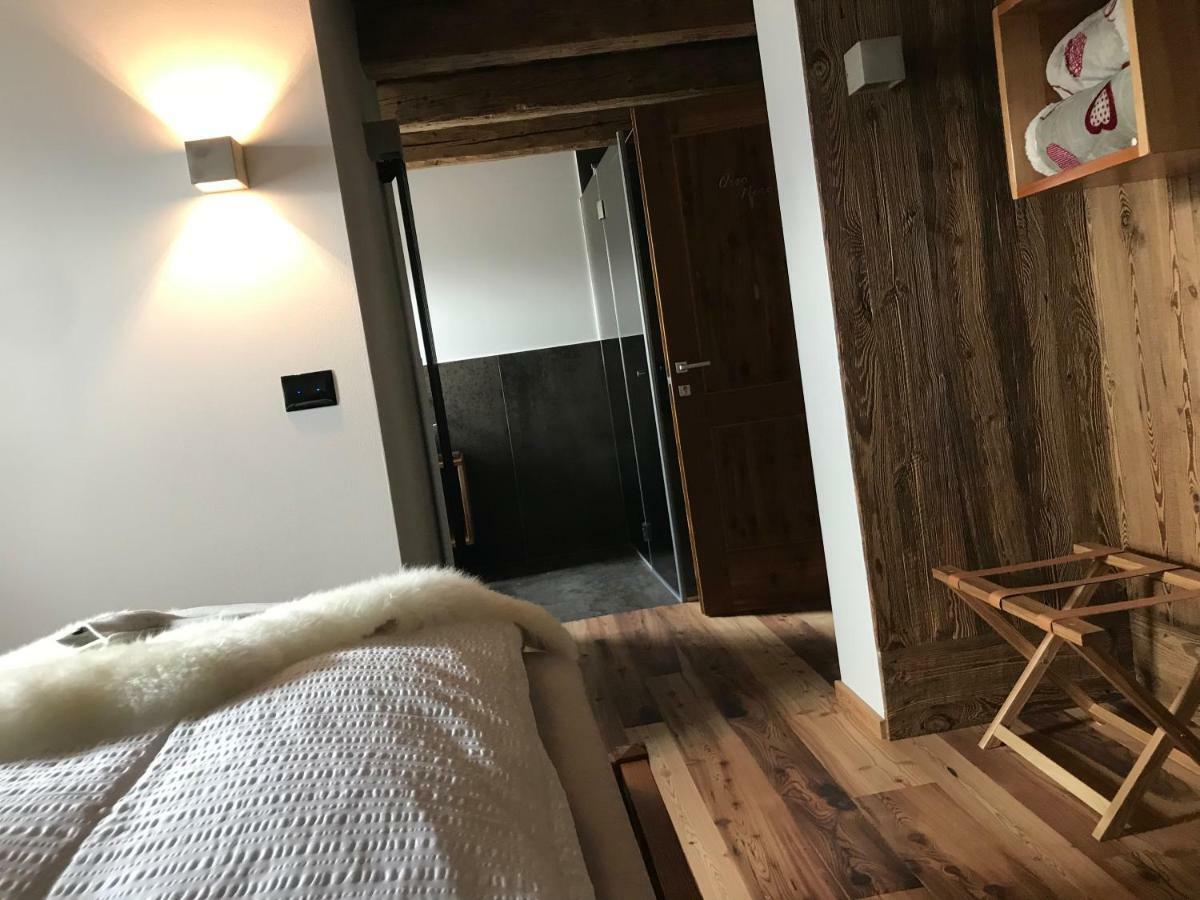 Bed and Breakfast Grizzly Haus & Frosch Restaurant - Teritoria Varena Exterior foto